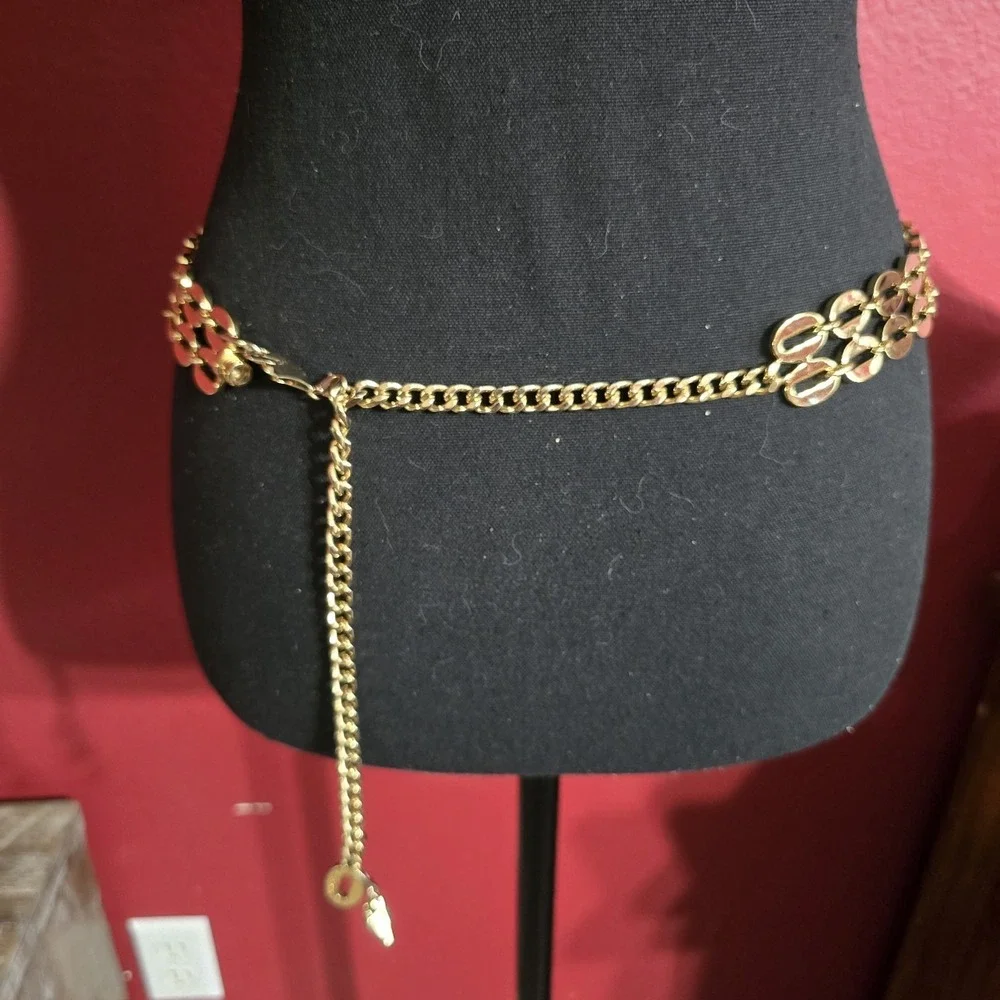 Gorgeous ST. JOHN Signed 1980s 90's Heavy Gold Modern Adjustable Chain Belt READ
